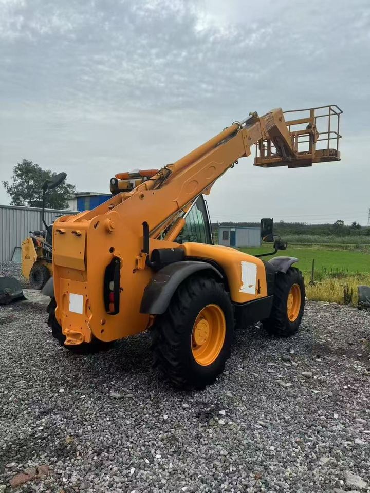 JCB 535 - رافعة تلسكوبية: صور 1 JCB 535 - رافعة تلسكوبية: صور 1
