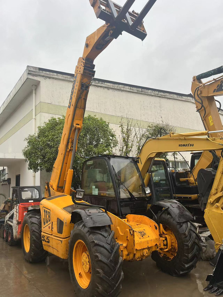 JCB 535 - رافعة تلسكوبية: صور 1 JCB 535 - رافعة تلسكوبية: صور 1