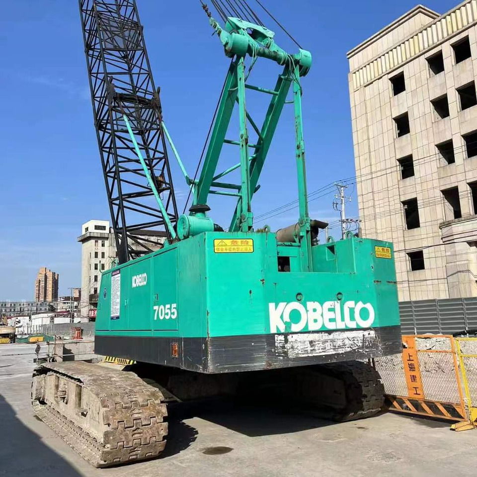 KOBELCO 7055 - رافعة مجنزرة: صور 1 KOBELCO 7055 - رافعة مجنزرة: صور 1