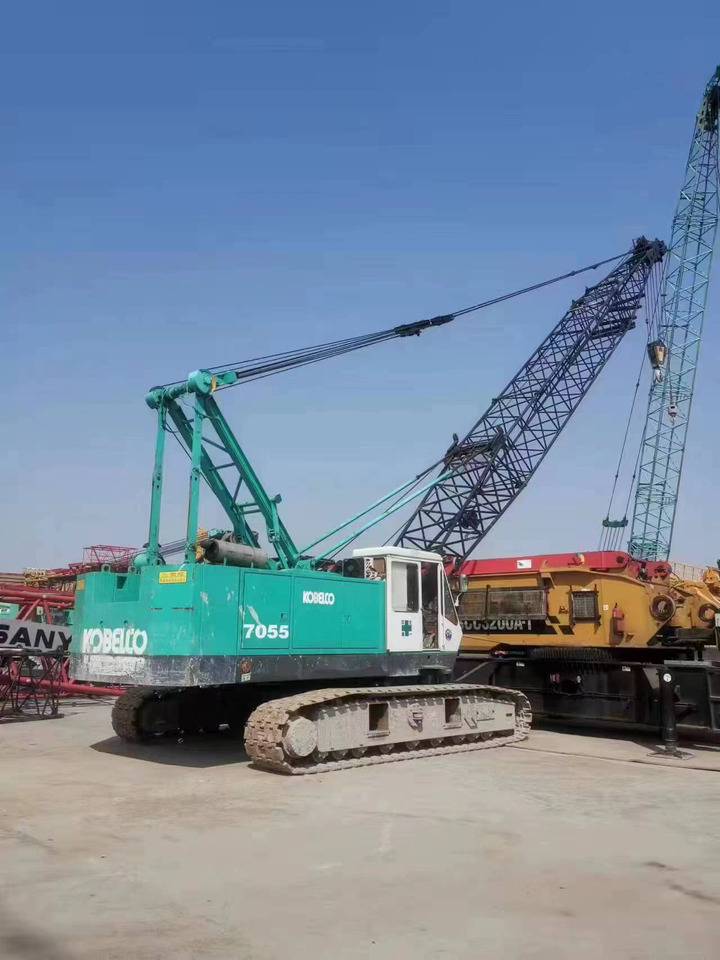 KOBELCO 7055 - رافعة مجنزرة: صور 2 KOBELCO 7055 - رافعة مجنزرة: صور 2