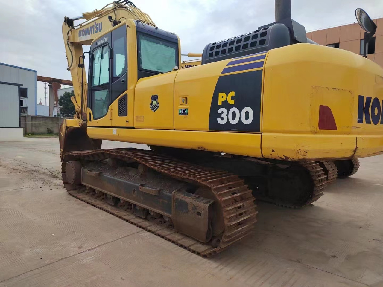KOMATSU PC300-8 - حفارات زحافة: صور 2 KOMATSU PC300-8 - حفارات زحافة: صور 2