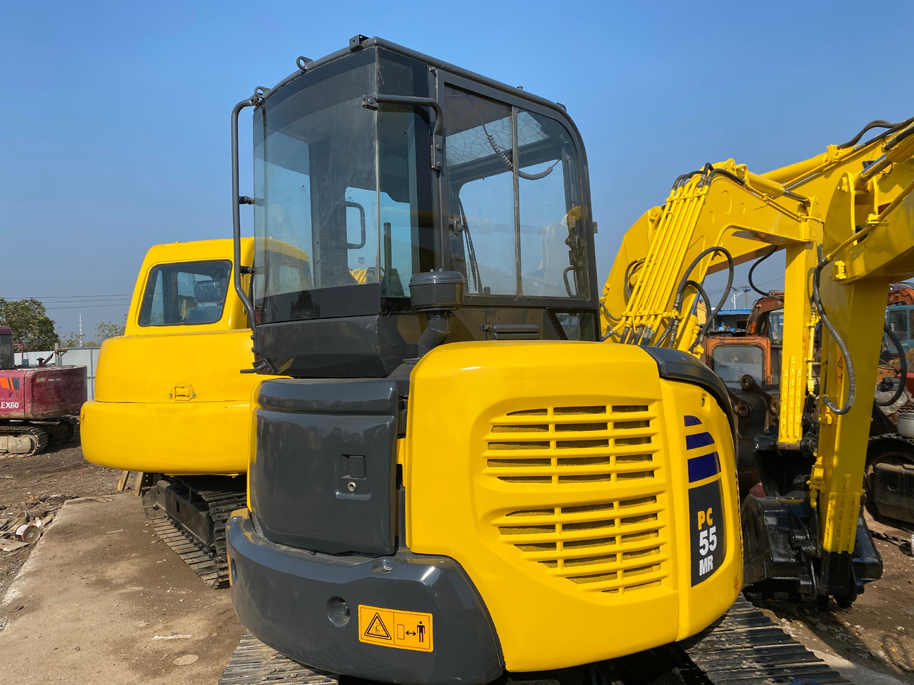 KOMATSU PC55MR - حفارات زحافة: صور 4 KOMATSU PC55MR - حفارات زحافة: صور 4
