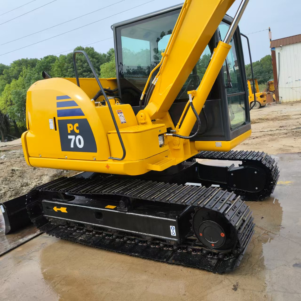 KOMATSU PC70-8 - حفارات زحافة: صور 2 KOMATSU PC70-8 - حفارات زحافة: صور 2