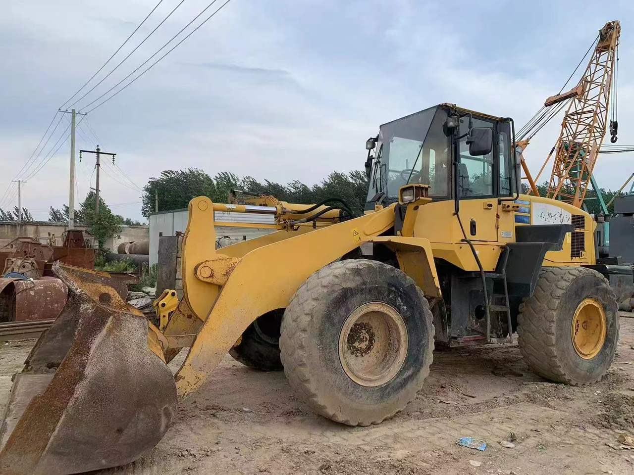 KOMATSU WA320-5 - اللودر بعجل: صور 4 KOMATSU WA320-5 - اللودر بعجل: صور 4