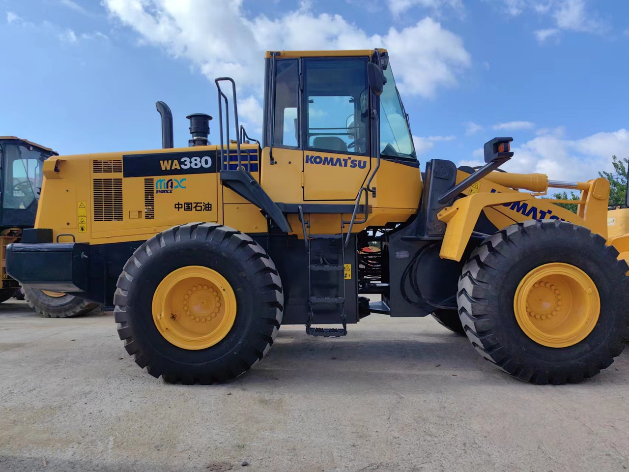 KOMATSU WA380-6 - اللودر بعجل: صور 3 KOMATSU WA380-6 - اللودر بعجل: صور 3