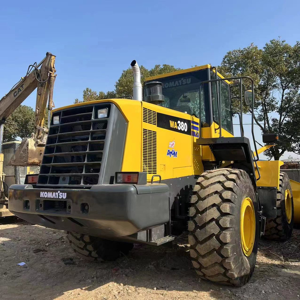 KOMATSU WA380-6 - اللودر بعجل: صور 3 KOMATSU WA380-6 - اللودر بعجل: صور 3