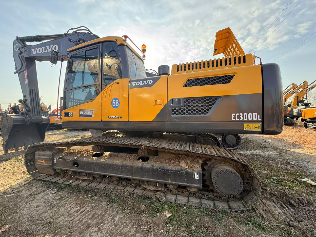 VOLVO EC300 - حفارات زحافة: صور 1 VOLVO EC300 - حفارات زحافة: صور 1