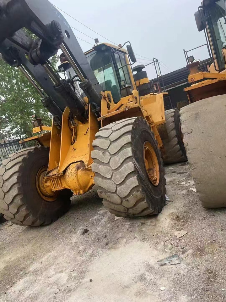 VOLVO L220F - اللودر بعجل: صور 5 VOLVO L220F - اللودر بعجل: صور 5