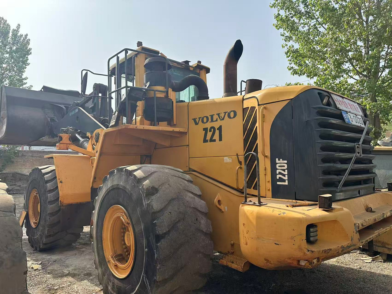 VOLVO L220F - اللودر بعجل: صور 2 VOLVO L220F - اللودر بعجل: صور 2