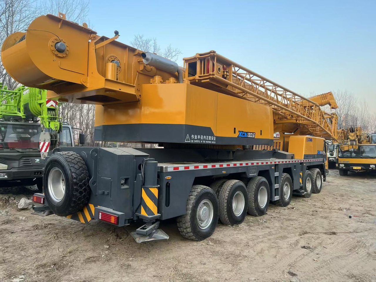 XCMG XCA130 - موبايل كرين: صور 3 XCMG XCA130 - موبايل كرين: صور 3