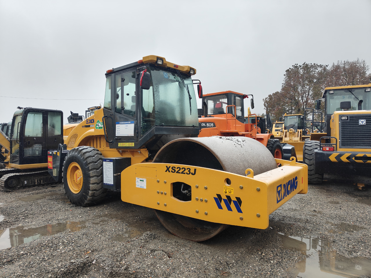 XCMG XS223J - مدحلة الأسفلت: صور 1 XCMG XS223J - مدحلة الأسفلت: صور 1