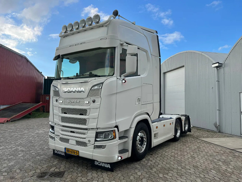 Scania 650S V8 NGS S650 - شاحنة جرار: صور 2 Scania 650S V8 NGS S650 - شاحنة جرار: صور 2