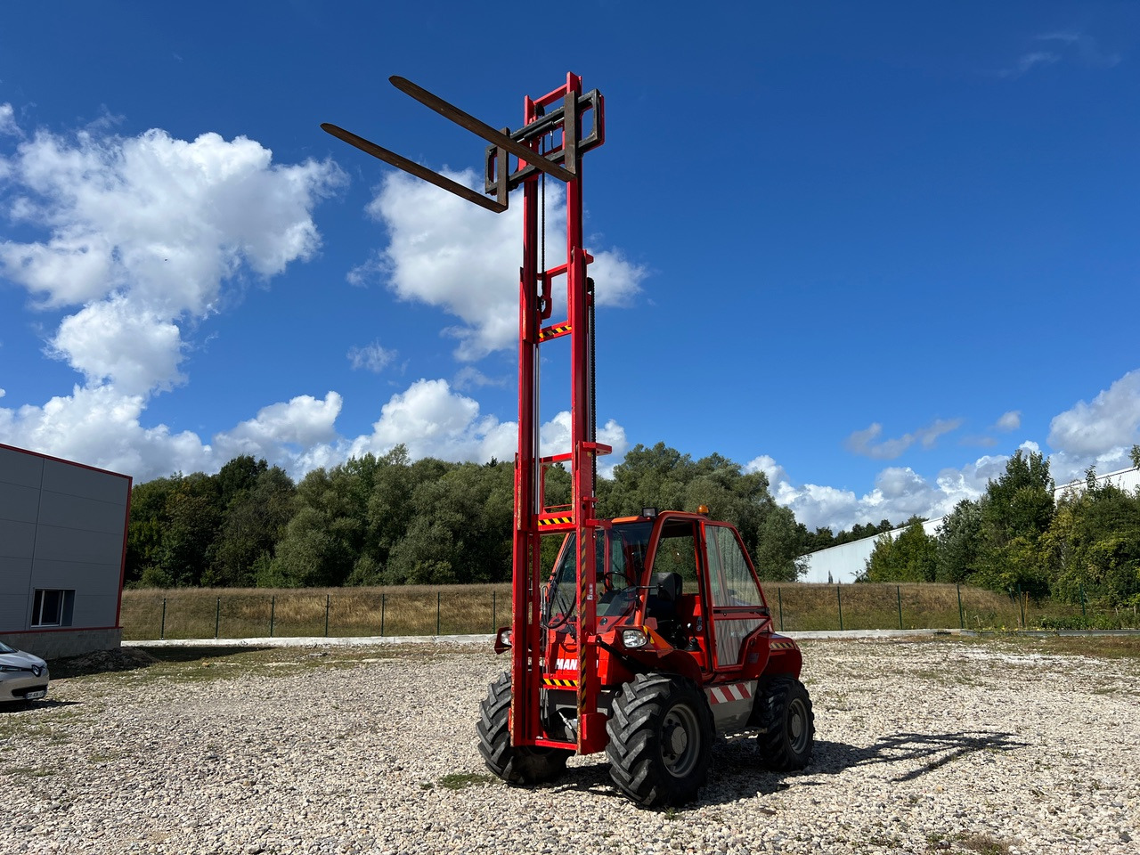 MANITOU M30-4 ST3B - شاحنات الطرق الوعرة: صور 1 MANITOU M30-4 ST3B - شاحنات الطرق الوعرة: صور 1