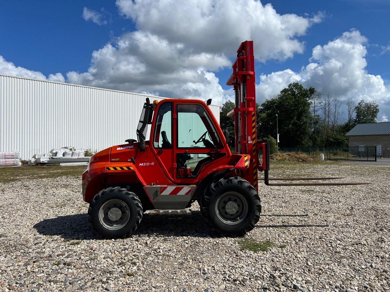 MANITOU M30-4 ST3B - شاحنات الطرق الوعرة: صور 2 MANITOU M30-4 ST3B - شاحنات الطرق الوعرة: صور 2