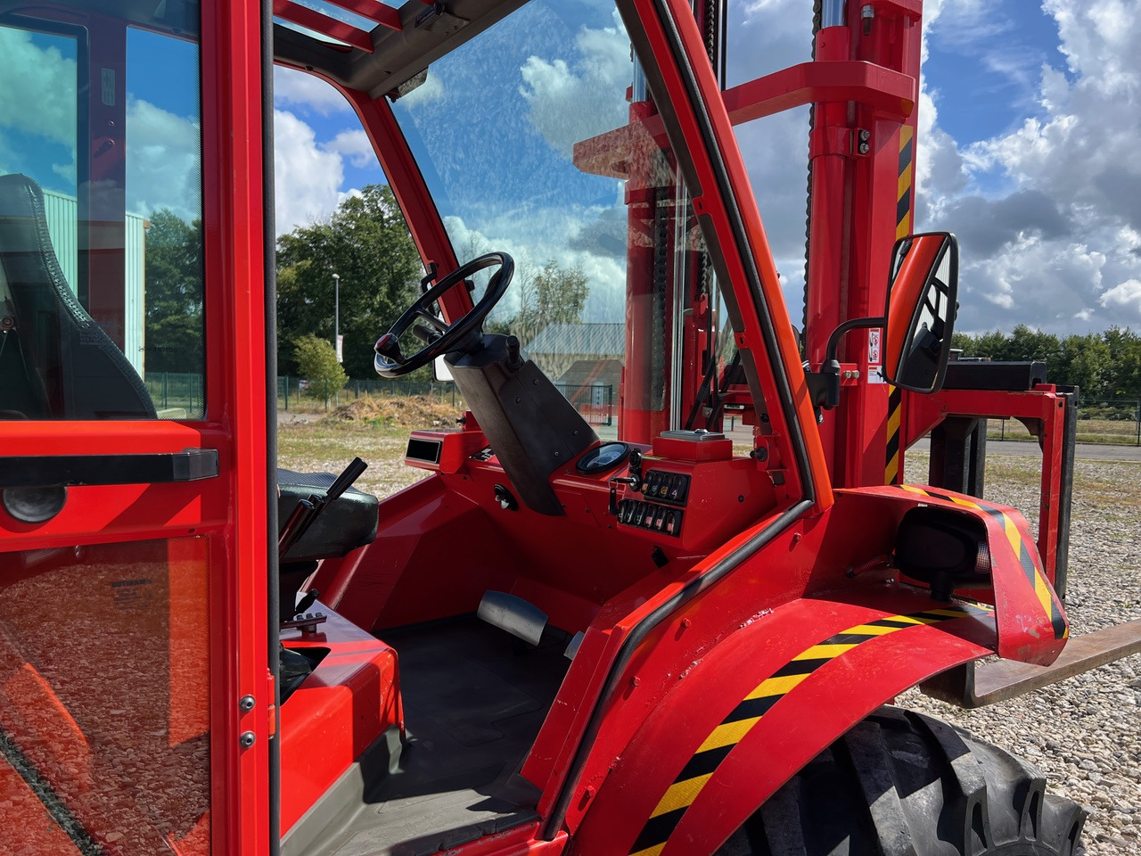 MANITOU M30-4 ST3B - شاحنات الطرق الوعرة: صور 3 MANITOU M30-4 ST3B - شاحنات الطرق الوعرة: صور 3
