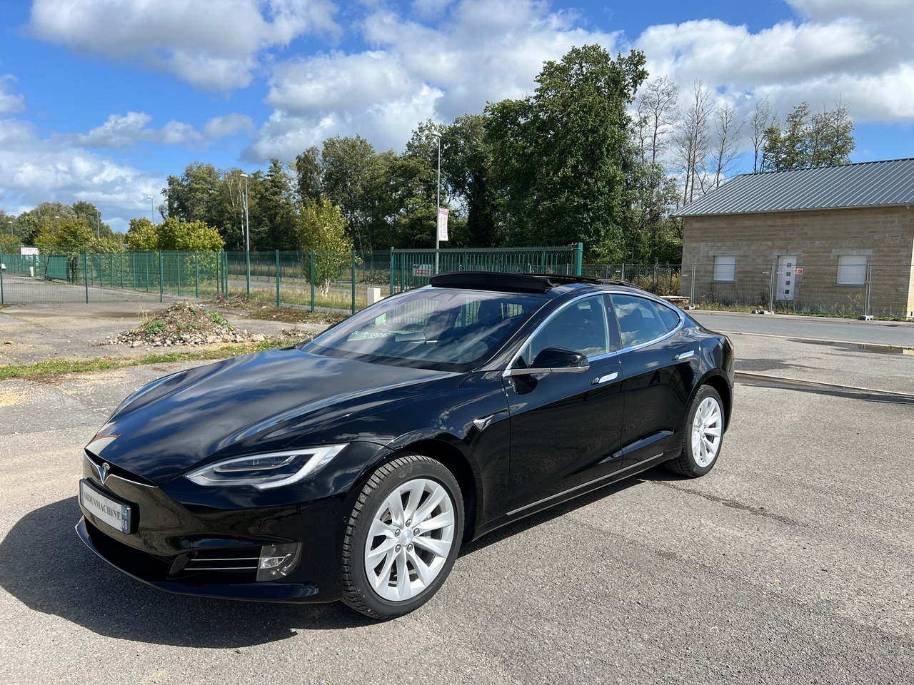 TESLA Model S 75D -Capacité de conduite autonome – Phase 2 – 93% SOH - سيدان: صور 1 TESLA Model S 75D -Capacité de conduite autonome – Phase 2 – 93% SOH - سيدان: صور 1