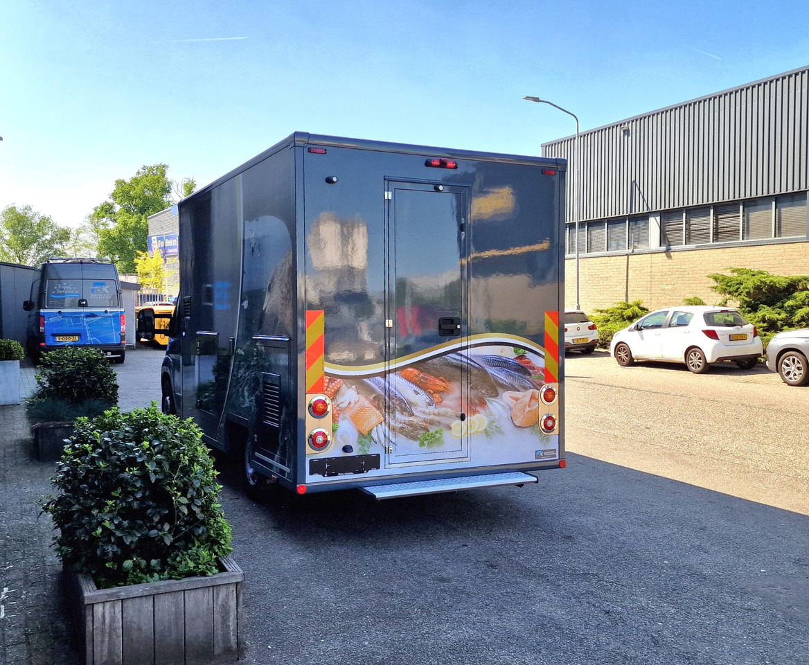 شاحنات طعام FIAT + BK Market Trailers opbouw: صور 8 شاحنات طعام FIAT + BK Market Trailers opbouw: صور 8