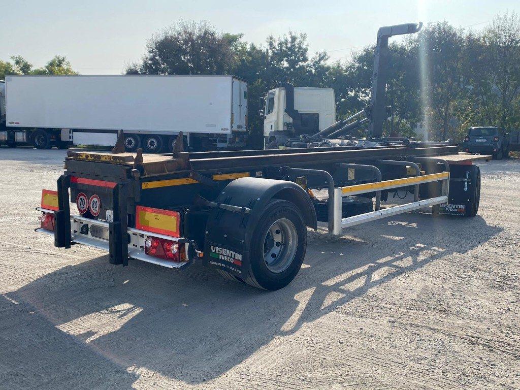 CARDI RIMORCHIO CARDI SCARRABILE PNEUMATICO - مقطورة هوك ليفت/ لود لوجر: صور 1 CARDI RIMORCHIO CARDI SCARRABILE PNEUMATICO - مقطورة هوك ليفت/ لود لوجر: صور 1