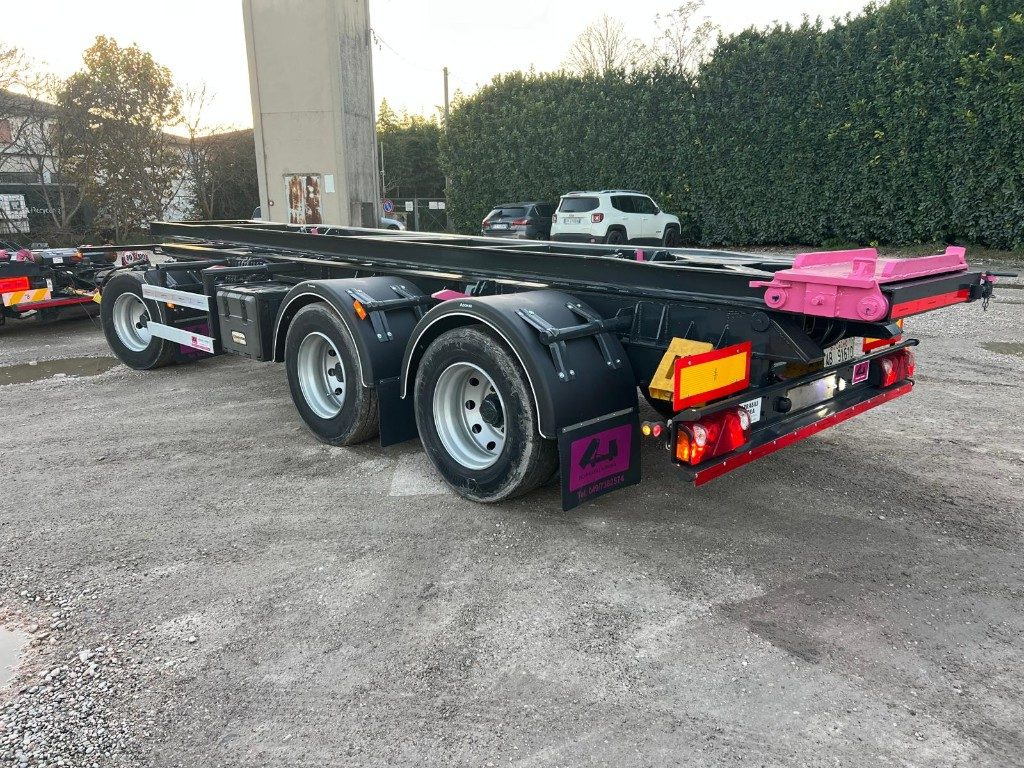 CARDI RIMORCHIO CARDI SCARRABILE RIBALTABILE - مقطورة هوك ليفت/ لود لوجر: صور 2 CARDI RIMORCHIO CARDI SCARRABILE RIBALTABILE - مقطورة هوك ليفت/ لود لوجر: صور 2