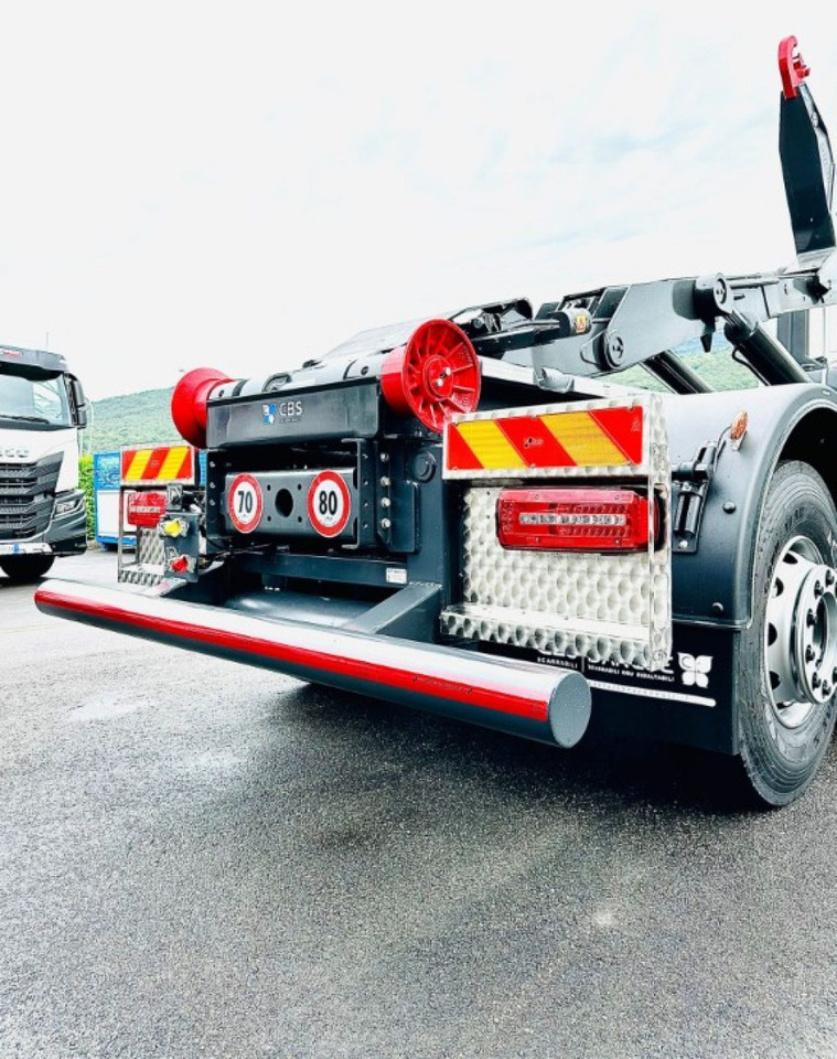 جديد شاحنة ذات الخطاف DAF CF85 NUOVO SCARRABILE: صور 18