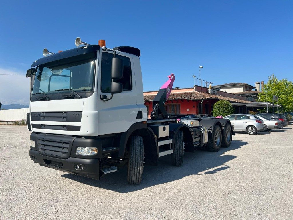 DAF CF85 SCARRABILE - شاحنة ذات الخطاف: صور 1 DAF CF85 SCARRABILE - شاحنة ذات الخطاف: صور 1