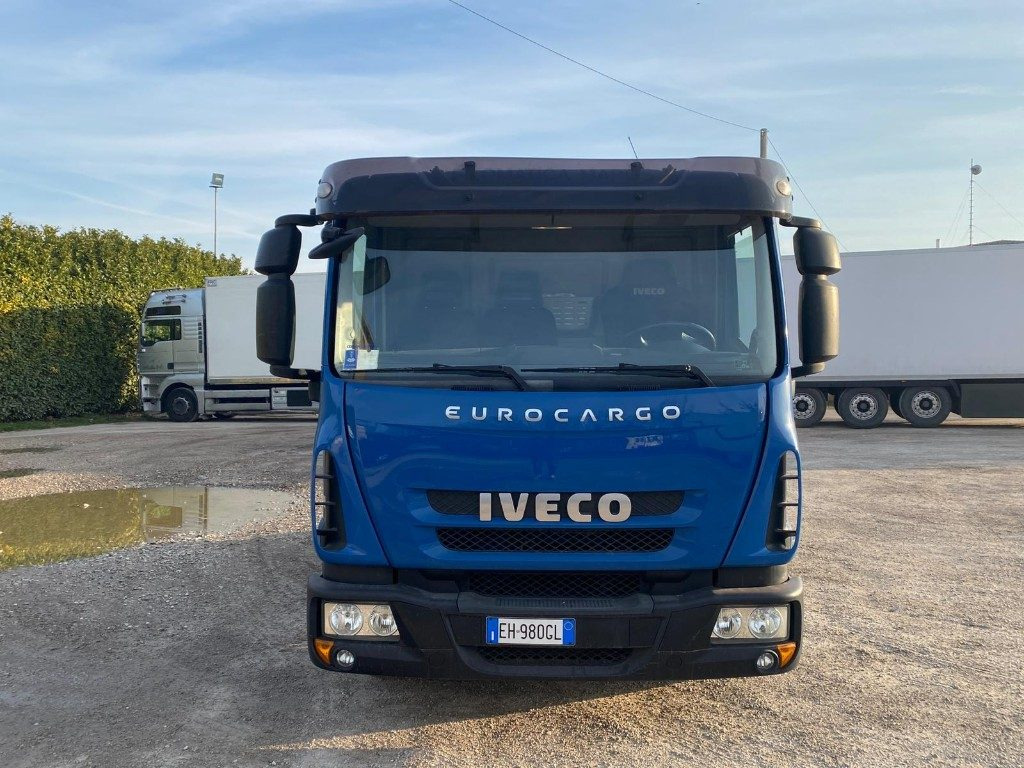 IVECO EUROCARGO 75E18 SCARRABILE - شاحنة ذات الخطاف: صور 2 IVECO EUROCARGO 75E18 SCARRABILE - شاحنة ذات الخطاف: صور 2