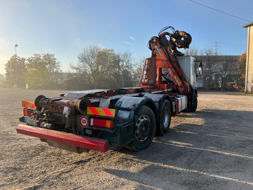 IVECO EUROTECH 440E43 SCARRABILE CON GRU - شاحنة ذات الخطاف: صور 4 IVECO EUROTECH 440E43 SCARRABILE CON GRU - شاحنة ذات الخطاف: صور 4