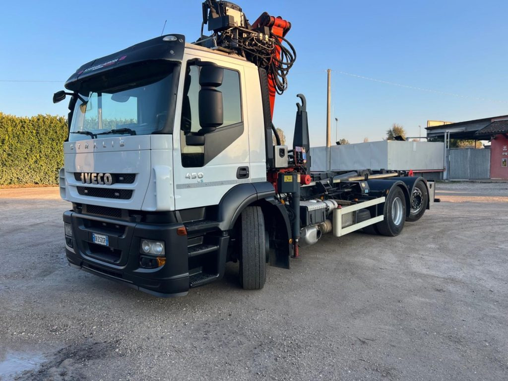 IVECO STRALIS 260E45 SCARRABILE - شاحنة ذات الخطاف, شاحنة كرين: صور 1 IVECO STRALIS 260E45 SCARRABILE - شاحنة ذات الخطاف, شاحنة كرين: صور 1