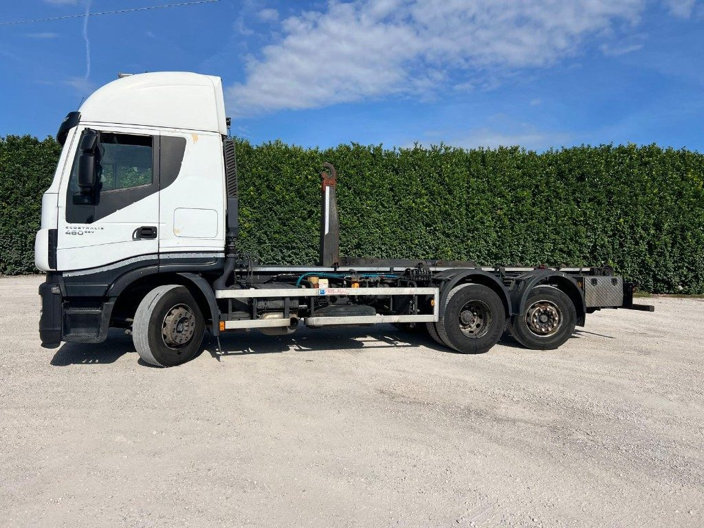 IVECO STRALIS 460 SCARRABILE - شاحنة ذات الخطاف: صور 1 IVECO STRALIS 460 SCARRABILE - شاحنة ذات الخطاف: صور 1