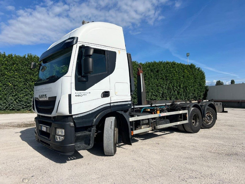 IVECO STRALIS 460 USATO SCARRABILE - شاحنة ذات الخطاف: صور 1 IVECO STRALIS 460 USATO SCARRABILE - شاحنة ذات الخطاف: صور 1