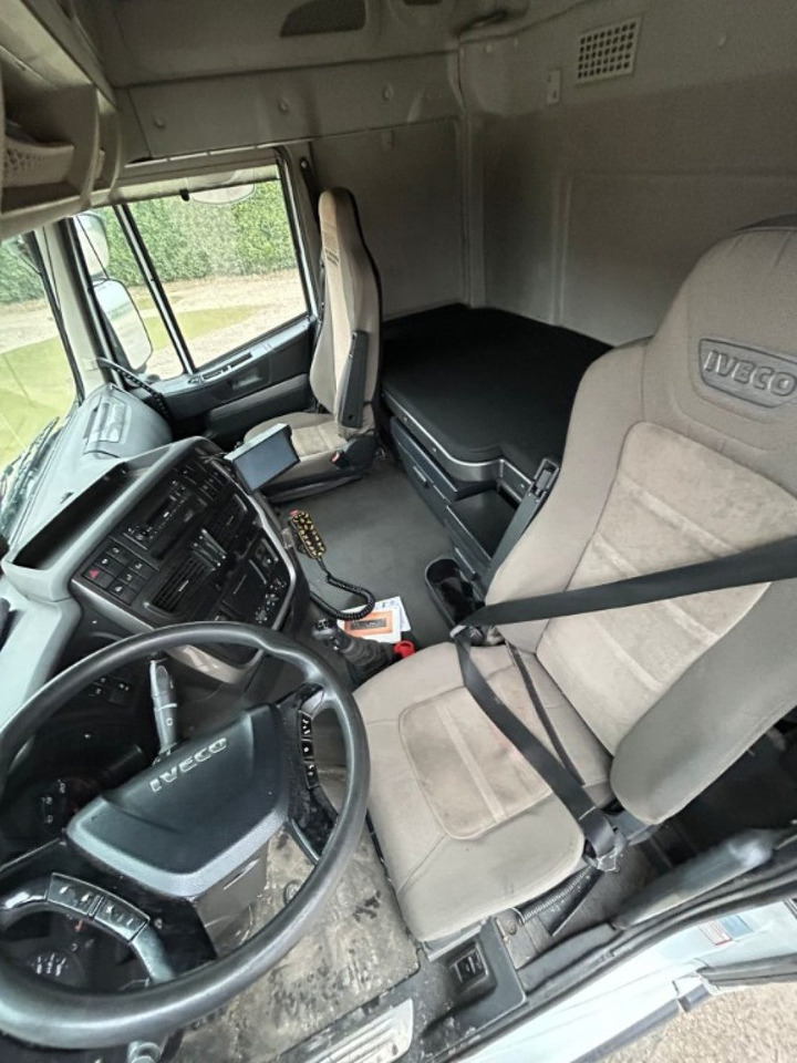شاحنة ذات الخطاف IVECO STRALIS 500 USATO SCARRABILE: صور 10