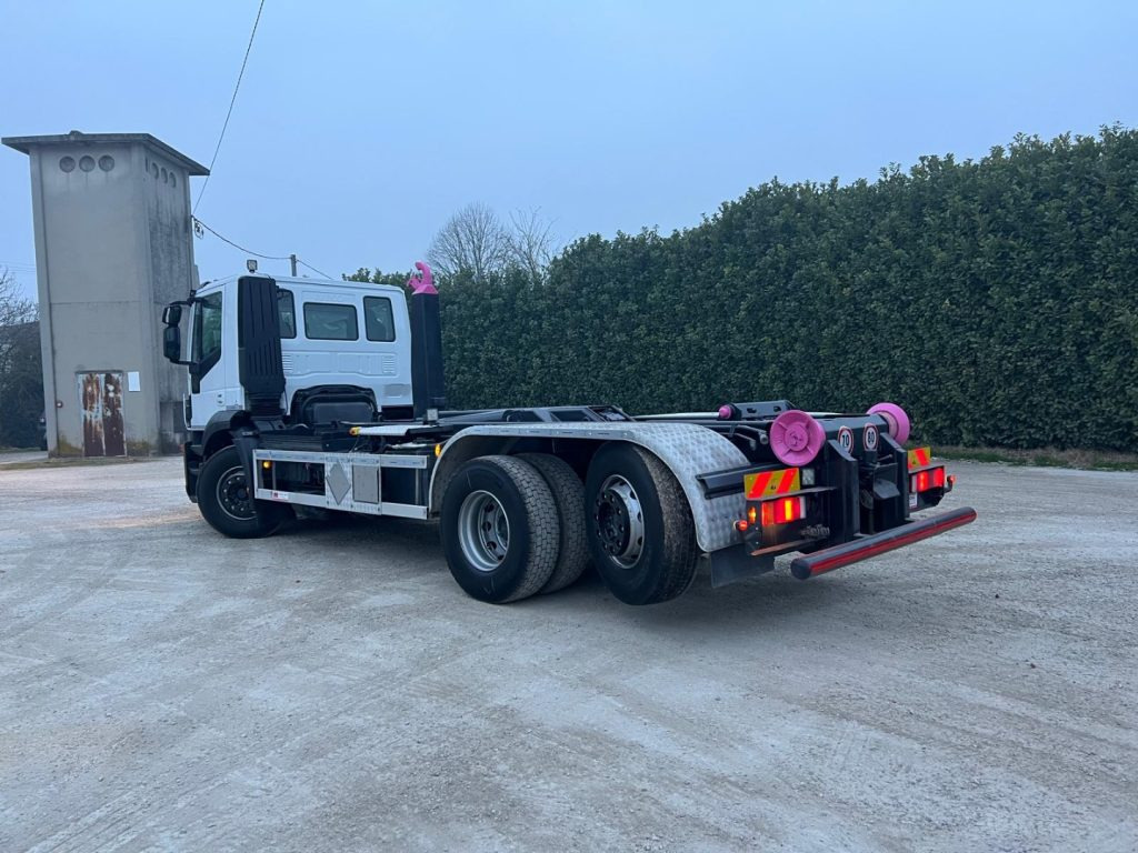 IVECO STRALIS AD260S45 SCARRABILE - شاحنة ذات الخطاف: صور 4 IVECO STRALIS AD260S45 SCARRABILE - شاحنة ذات الخطاف: صور 4