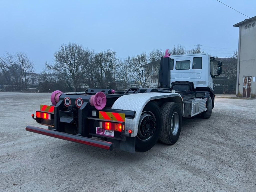 IVECO STRALIS AD260S45 SCARRABILE - شاحنة ذات الخطاف: صور 3 IVECO STRALIS AD260S45 SCARRABILE - شاحنة ذات الخطاف: صور 3