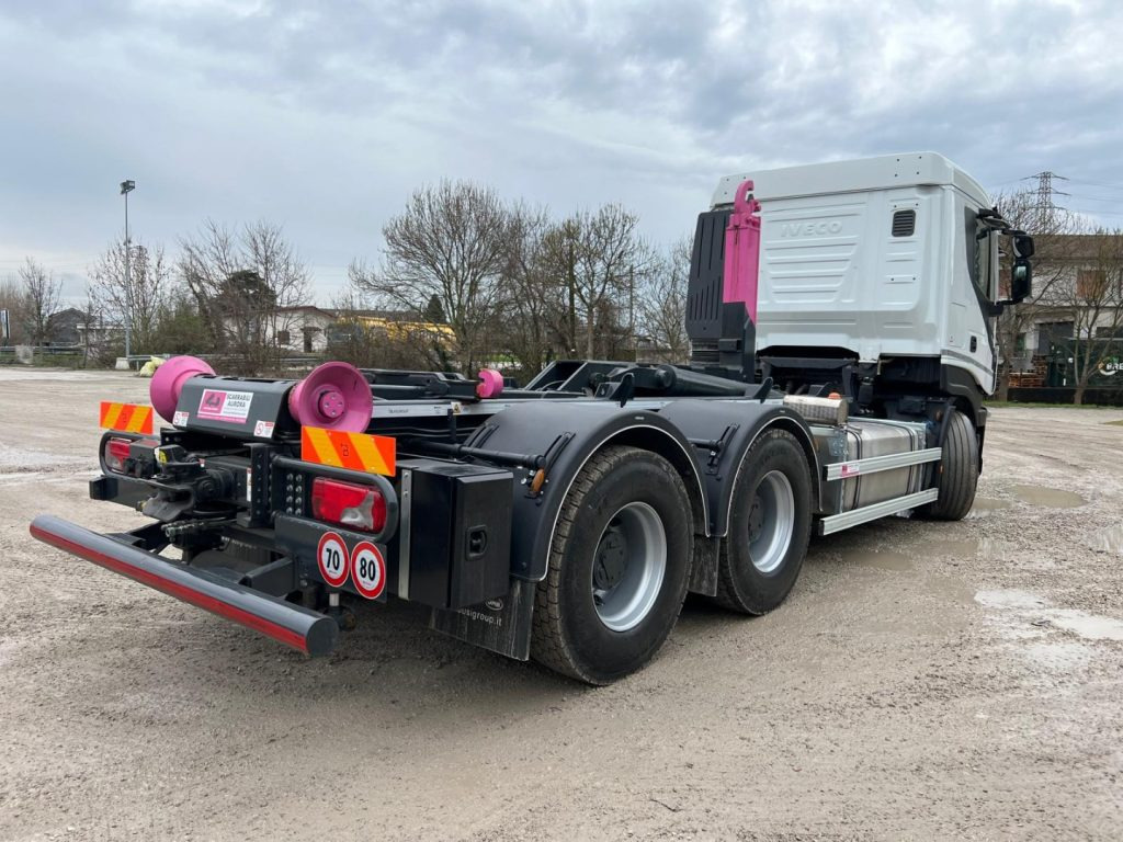 IVECO STRALIS X-WAY 510 TRAKKER SCARRABILE - شاحنة ذات الخطاف: صور 5 IVECO STRALIS X-WAY 510 TRAKKER SCARRABILE - شاحنة ذات الخطاف: صور 5