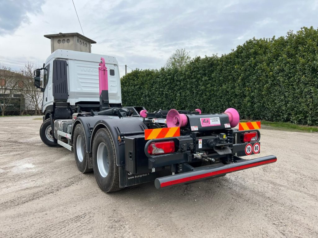 IVECO STRALIS X-WAY 510 TRAKKER SCARRABILE - شاحنة ذات الخطاف: صور 4 IVECO STRALIS X-WAY 510 TRAKKER SCARRABILE - شاحنة ذات الخطاف: صور 4