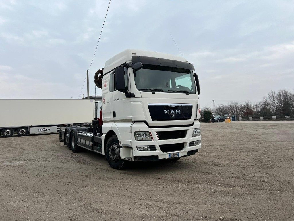 MAN TGX 26.480 SCARRABILE CON GRU - شاحنة ذات الخطاف, شاحنة كرين: صور 2 MAN TGX 26.480 SCARRABILE CON GRU - شاحنة ذات الخطاف, شاحنة كرين: صور 2
