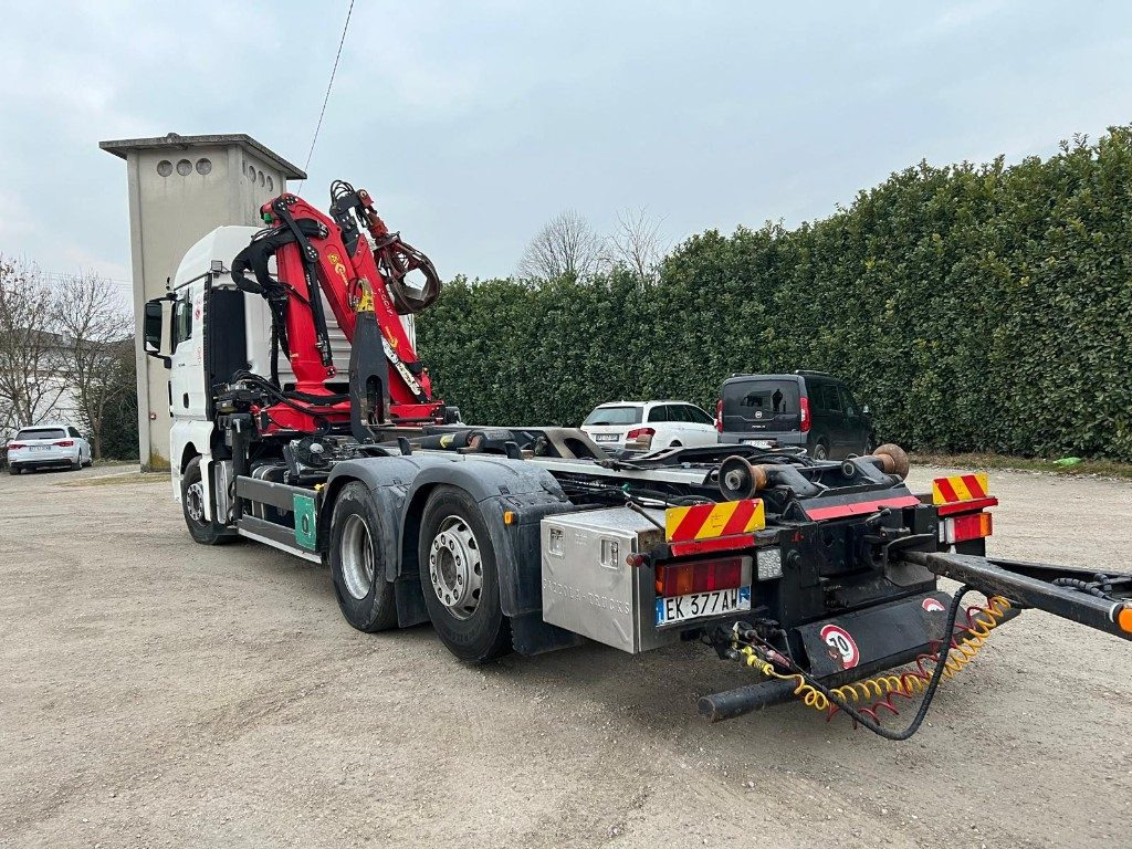 MAN TGX 26.480 SCARRABILE CON GRU - شاحنة ذات الخطاف, شاحنة كرين: صور 5 MAN TGX 26.480 SCARRABILE CON GRU - شاحنة ذات الخطاف, شاحنة كرين: صور 5