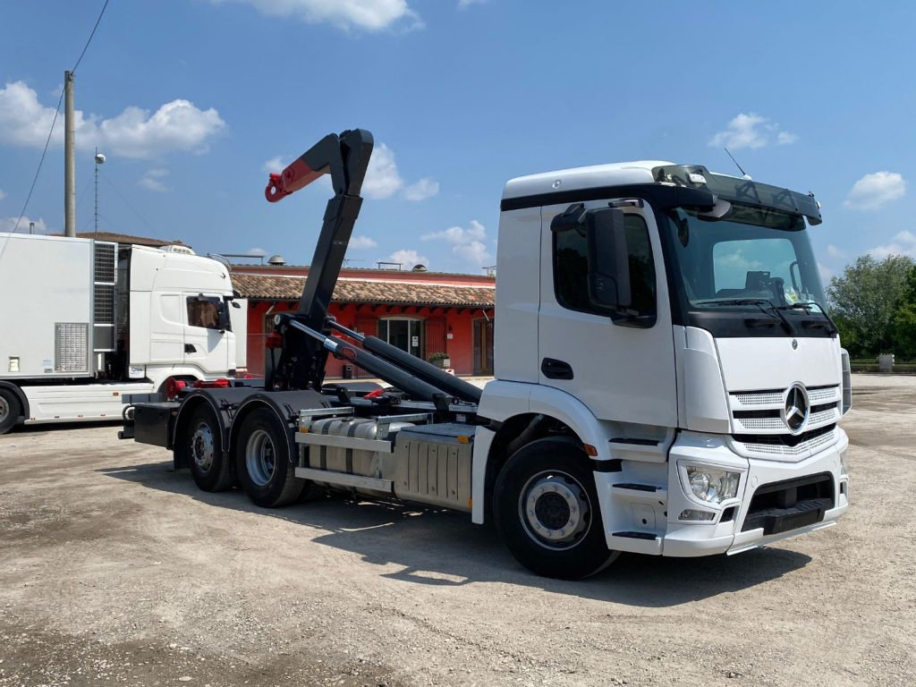 شاحنة ذات الخطاف MERCEDES-BENZ ANTOS 25.43 SCARRABILE FULL PNEUMATICO 3: صور 7