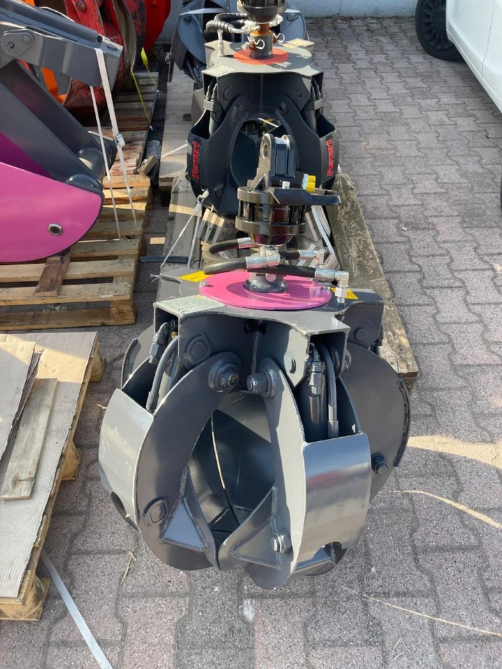 POLIPO NUOVO A 5 PALE - مخلبي: صور 3 POLIPO NUOVO A 5 PALE - مخلبي: صور 3