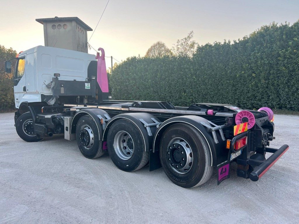 RENAULT 420 USATO SCARRABILE 8X2 - شاحنة ذات الخطاف: صور 4 RENAULT 420 USATO SCARRABILE 8X2 - شاحنة ذات الخطاف: صور 4