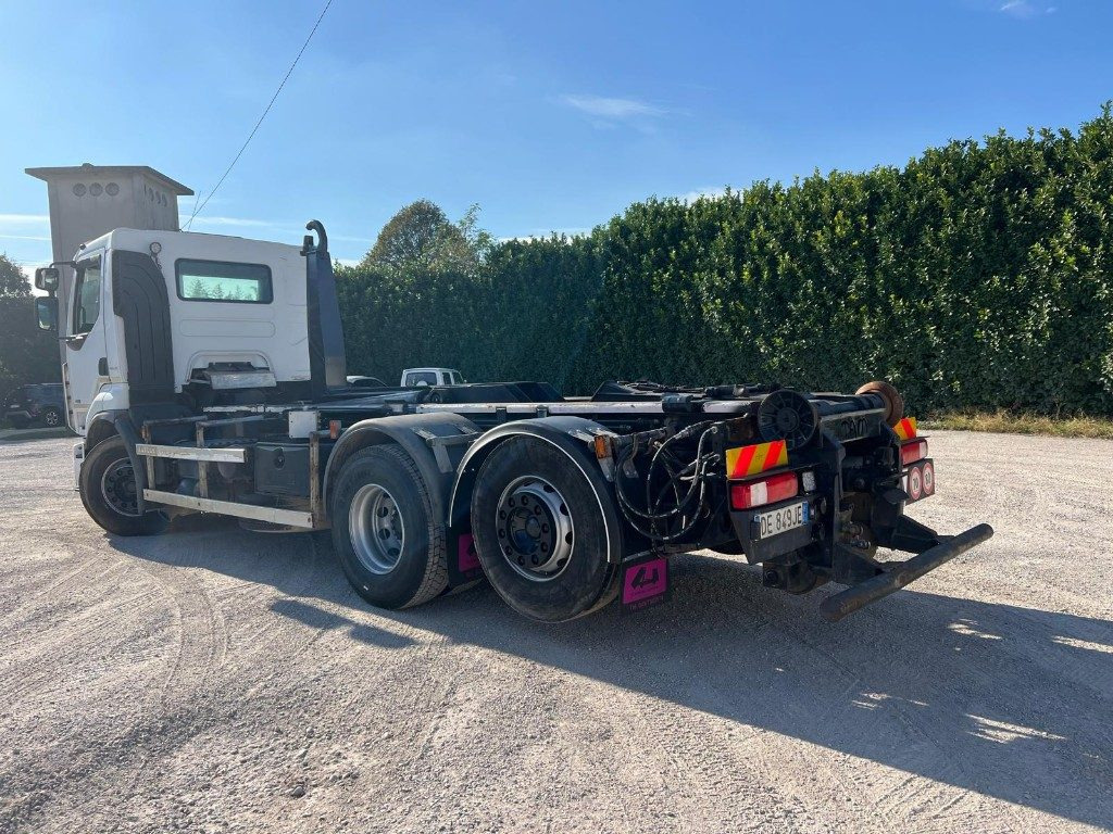 RENAULT PREMIUM 450 SCARRABILE FULL PNEUMATICO - شاحنة ذات الخطاف: صور 5 RENAULT PREMIUM 450 SCARRABILE FULL PNEUMATICO - شاحنة ذات الخطاف: صور 5