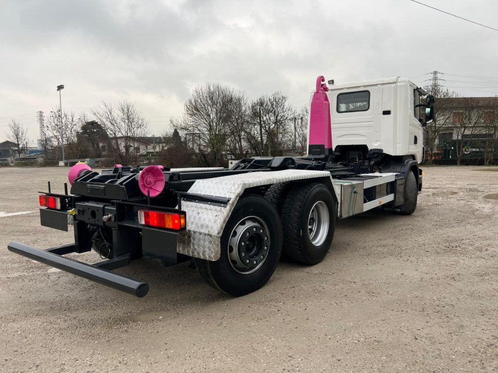 SCANIA R380 SCARRABILE - شاحنة ذات الخطاف: صور 3 SCANIA R380 SCARRABILE - شاحنة ذات الخطاف: صور 3