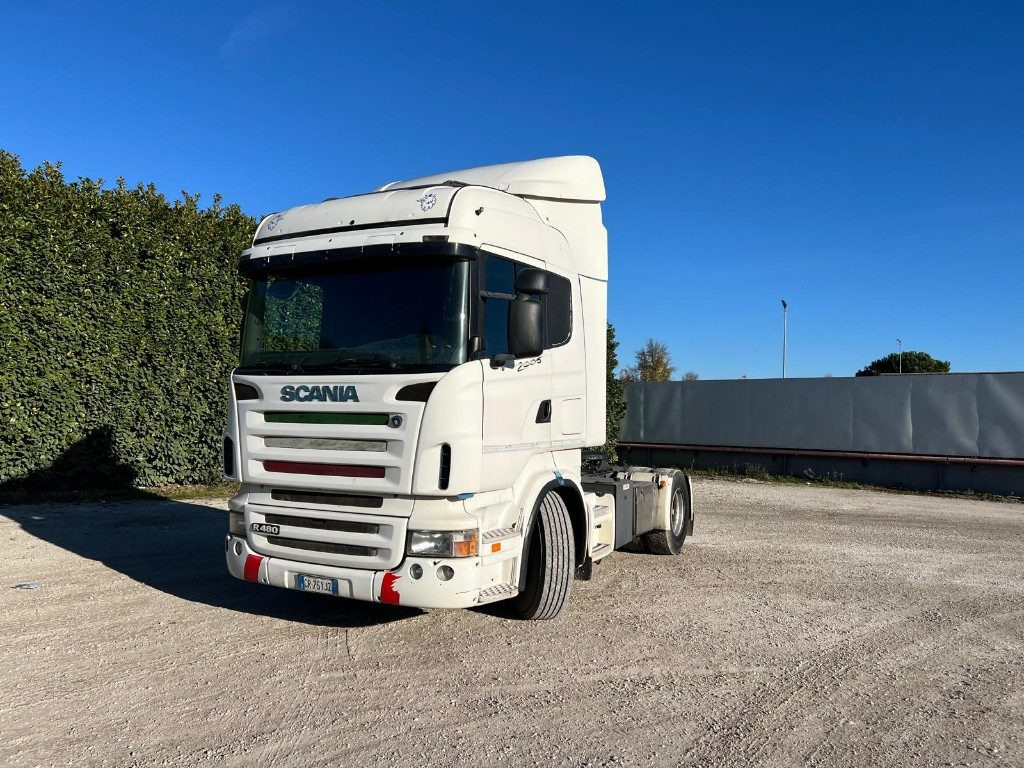 SCANIA R420 TRATTORE - شاحنة جرار: صور 2 SCANIA R420 TRATTORE - شاحنة جرار: صور 2