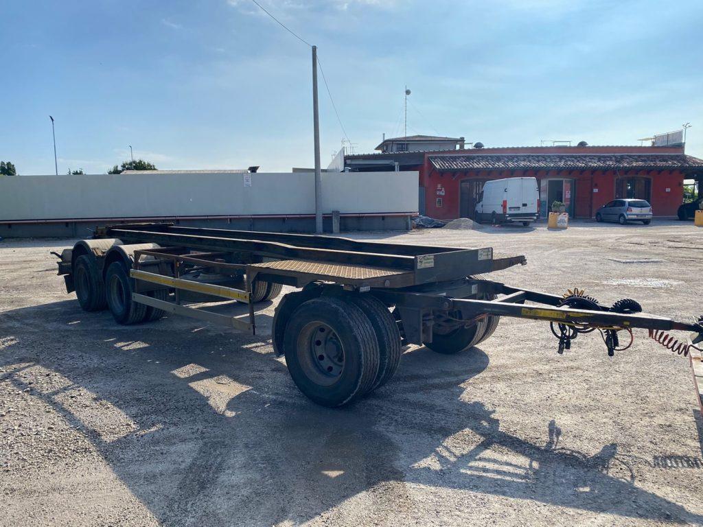 ZORZI 26 R 070 19 A SCARRABILE BALESTRATO - مقطورة هوك ليفت/ لود لوجر: صور 5 ZORZI 26 R 070 19 A SCARRABILE BALESTRATO - مقطورة هوك ليفت/ لود لوجر: صور 5