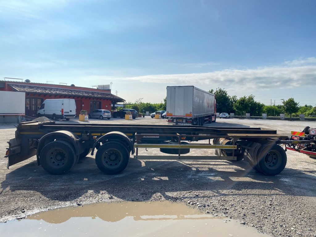 ZORZI 26 R 070 19 A SCARRABILE BALESTRATO - مقطورة هوك ليفت/ لود لوجر: صور 4 ZORZI 26 R 070 19 A SCARRABILE BALESTRATO - مقطورة هوك ليفت/ لود لوجر: صور 4