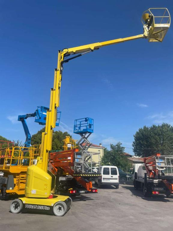 JLG TOUCAN 12E PLUS - الرأسي رفع الصاري: صور 2 JLG TOUCAN 12E PLUS - الرأسي رفع الصاري: صور 2