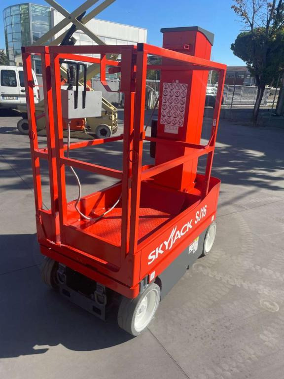 SkyJack SJ-16 - الرأسي رفع الصاري: صور 3 SkyJack SJ-16 - الرأسي رفع الصاري: صور 3