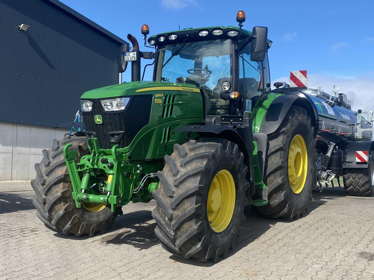 John Deere 6195R - جرار: صور 1 John Deere 6195R - جرار: صور 1