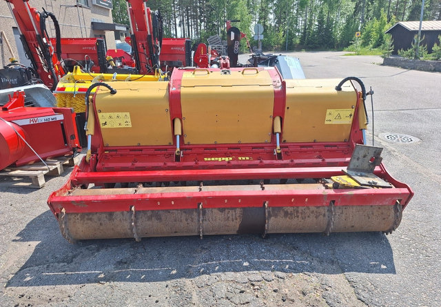 Seppi M Midisoil 250 - ماكينات قطع الحشائش الغابات: صور 2 Seppi M Midisoil 250 - ماكينات قطع الحشائش الغابات: صور 2