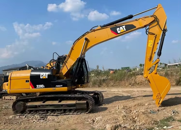 CATERPILLAR Crawler excavator Used excavator cat320 Japan brand Used CAT 320 Excavator Caterpillar 320D Crawler Excavator CAT320 used digger for sale - حفارات زحافة: صور 4 CATERPILLAR Crawler excavator Used excavator cat320 Japan brand Used CAT 320 Excavator Caterpillar 320D Crawler Excavator CAT320 used digger for sale - حفارات زحافة: صور 4